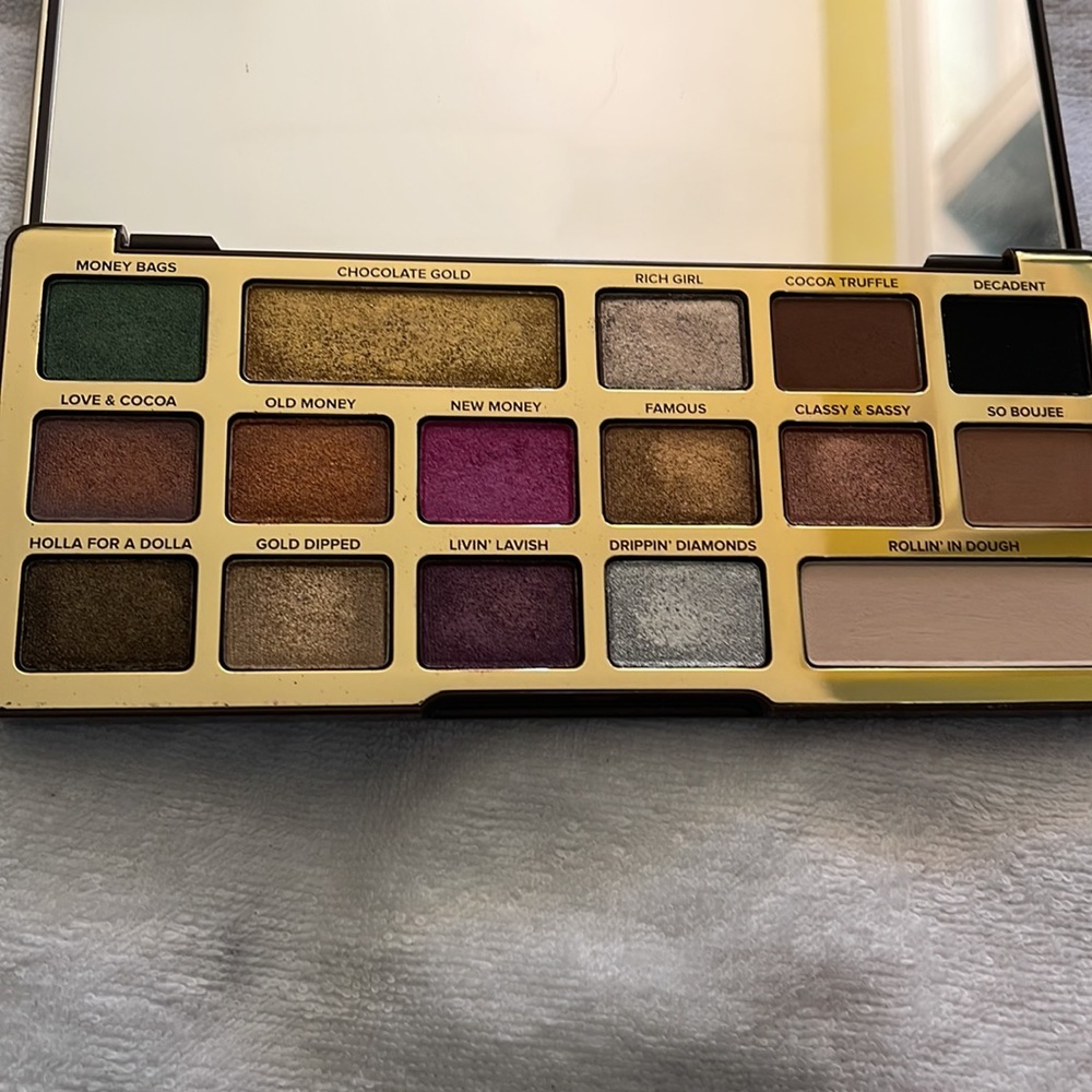 Too Faced Chocolate Gold palette